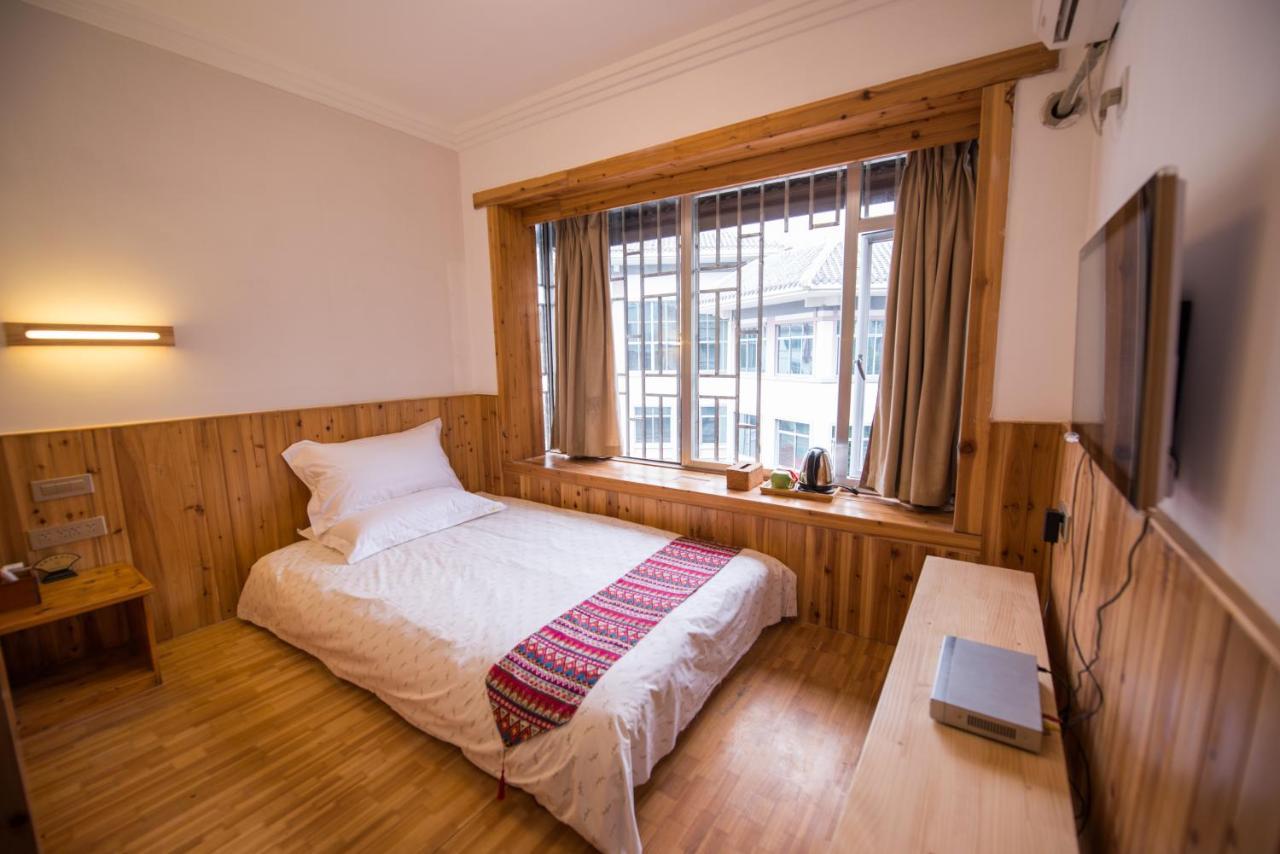 Ming Palace International Youth Hostel Гуйлинь Экстерьер фото